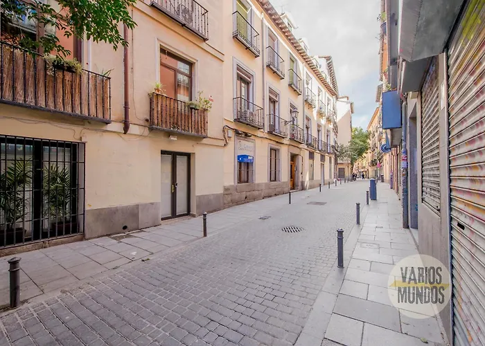 Encanto en El Rastro para 7, Calle Juanelo E1